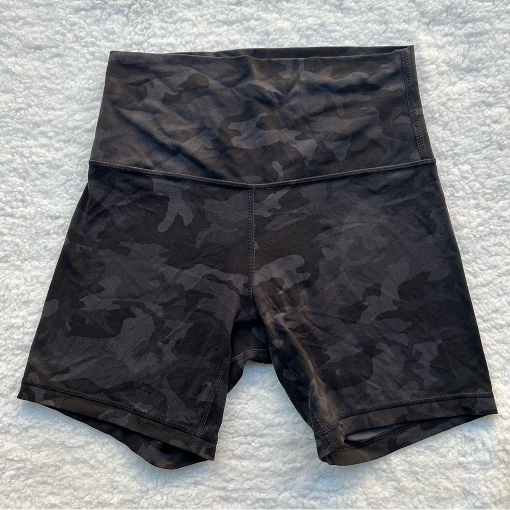 Lululemon align short size 6